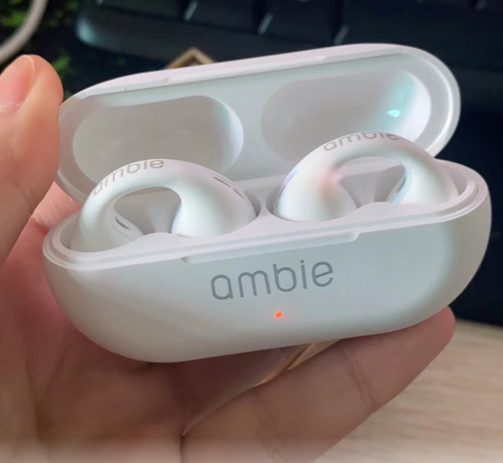Bone Conduction Headphones – Wireless Open-Ear Audio