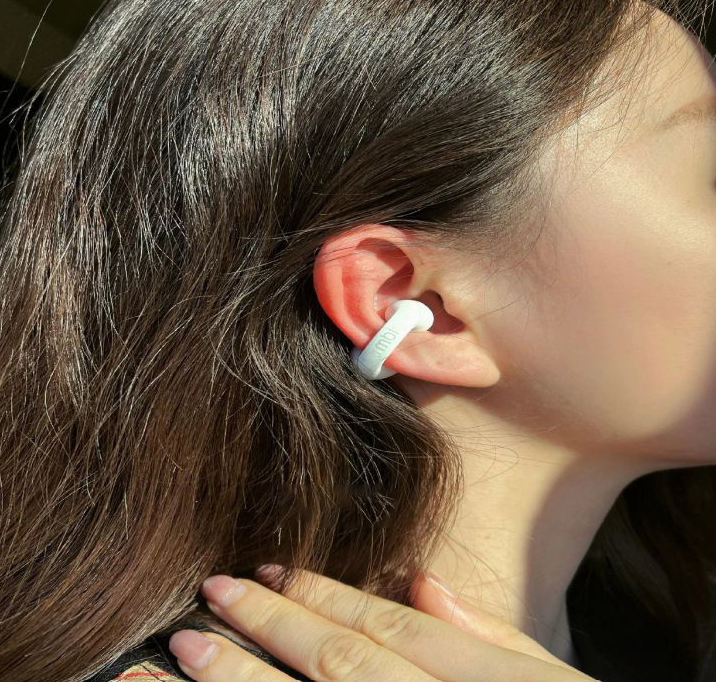 Bone Conduction Headphones – Wireless Open-Ear Audio